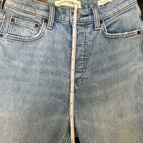 Aritzia Denim Forum The Arlo High Rise Straight 28L | Size 25 Light Wash - Picture 14 of 15
